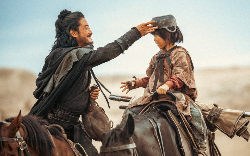 《镖人》热血跨界：篮球场上演“风起大漠”式逆袭对决
